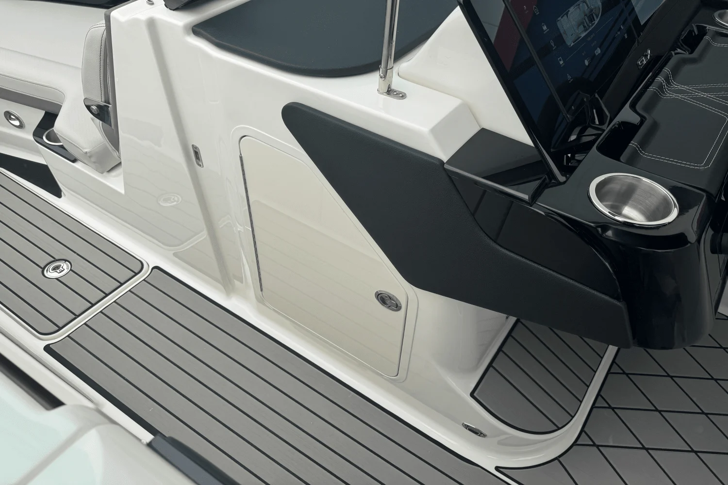 2026 Sea Ray SLX 280 Image Thumbnail #53