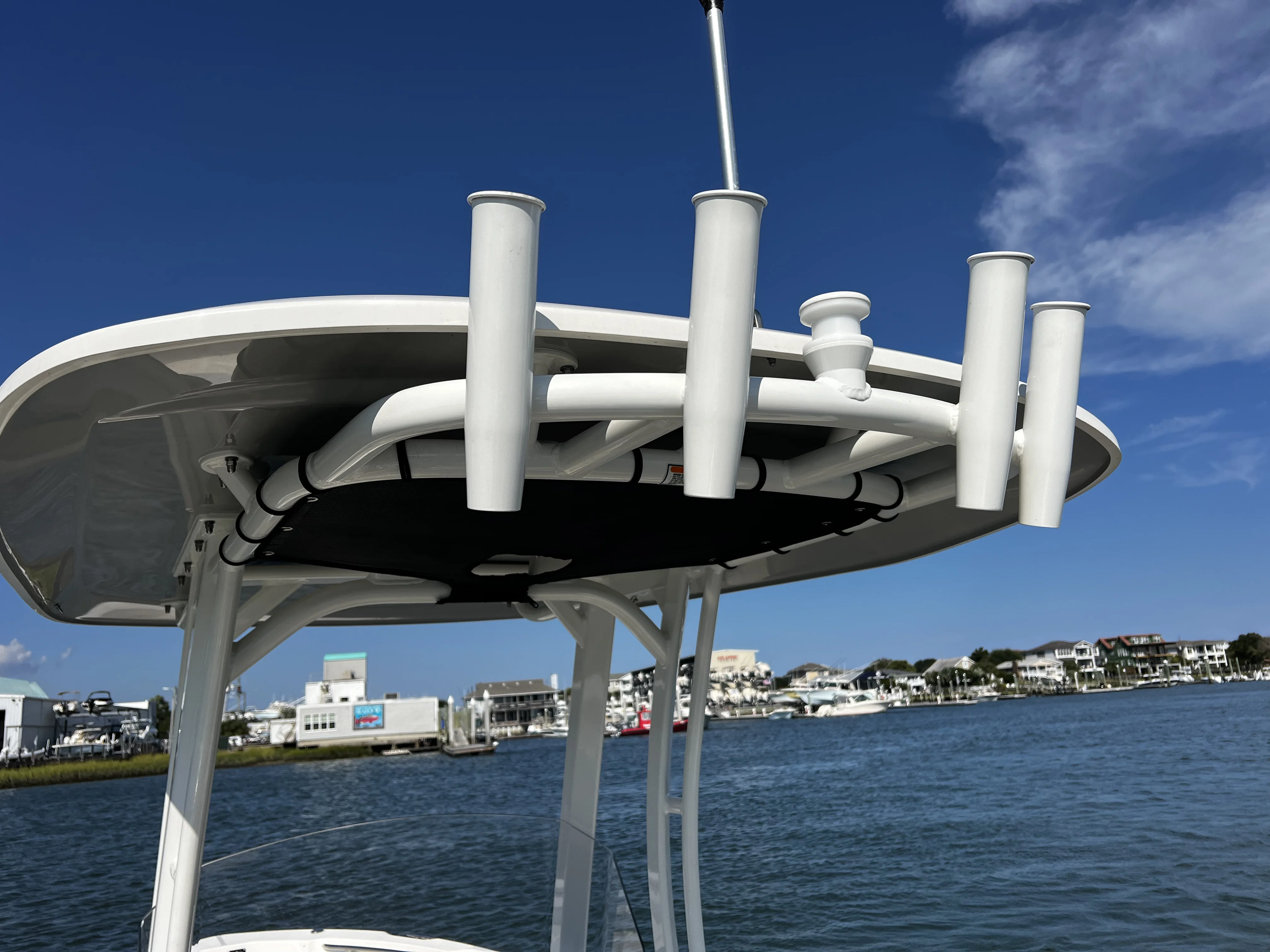 2025 Boston Whaler 220 Dauntless Image Thumbnail #20