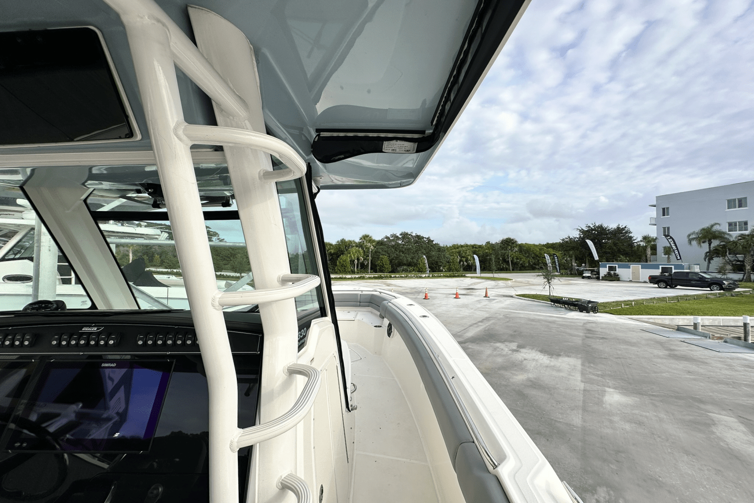 2023 Boston Whaler 330 OUTRAGE Image Thumbnail #31