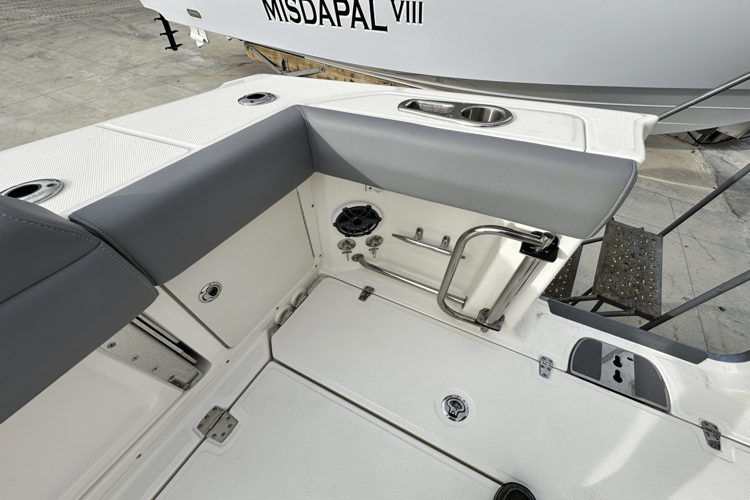 2023 Boston Whaler 330 OUTRAGE Image Thumbnail #13