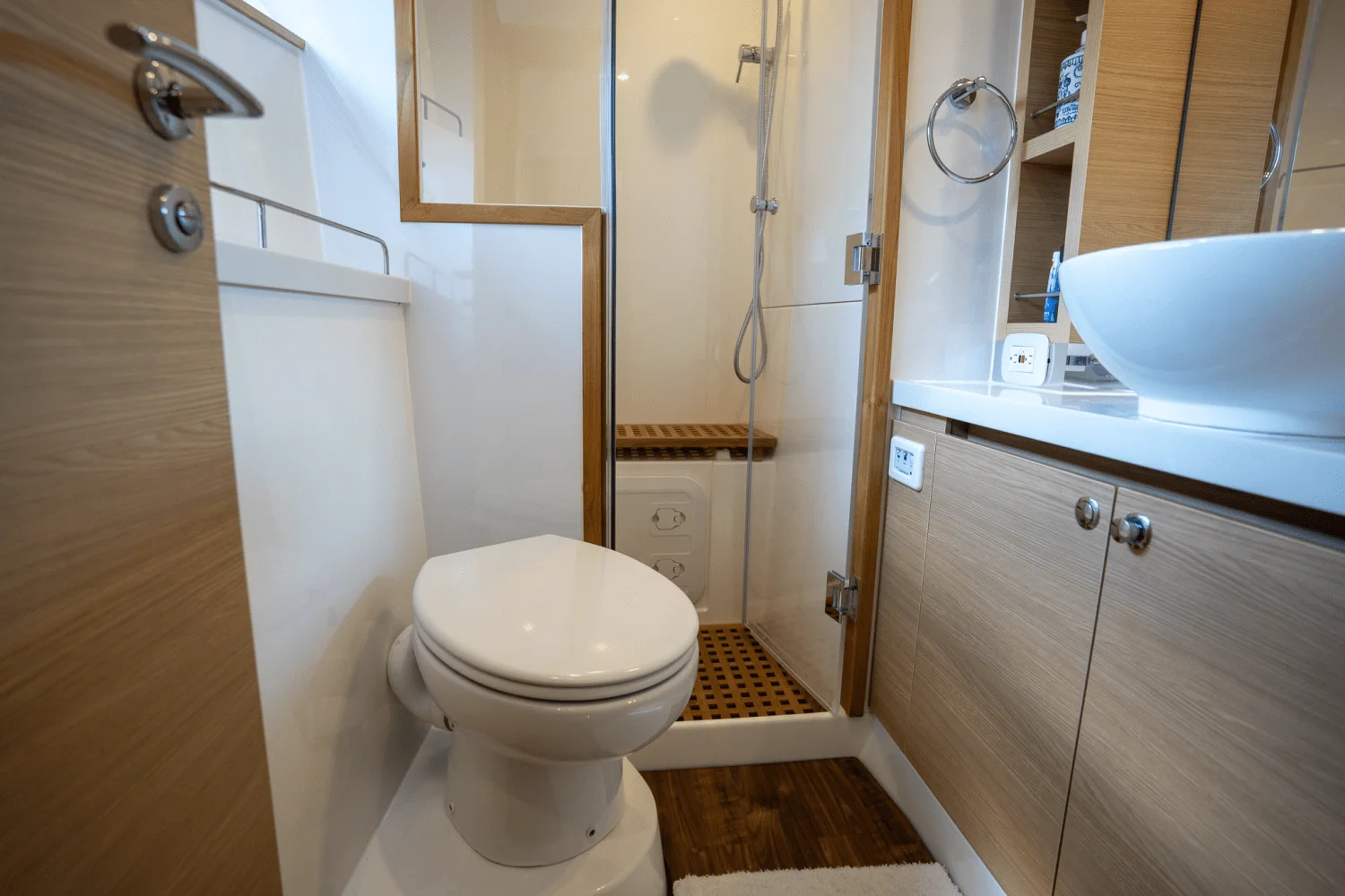 2024 Aquila 44 Yacht Image Thumbnail #28