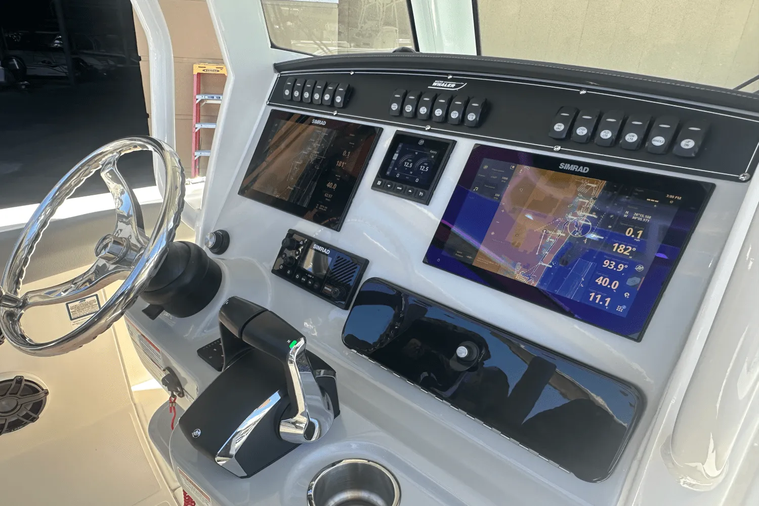 2024 Boston Whaler 280 OUTRAGE Image Thumbnail #3