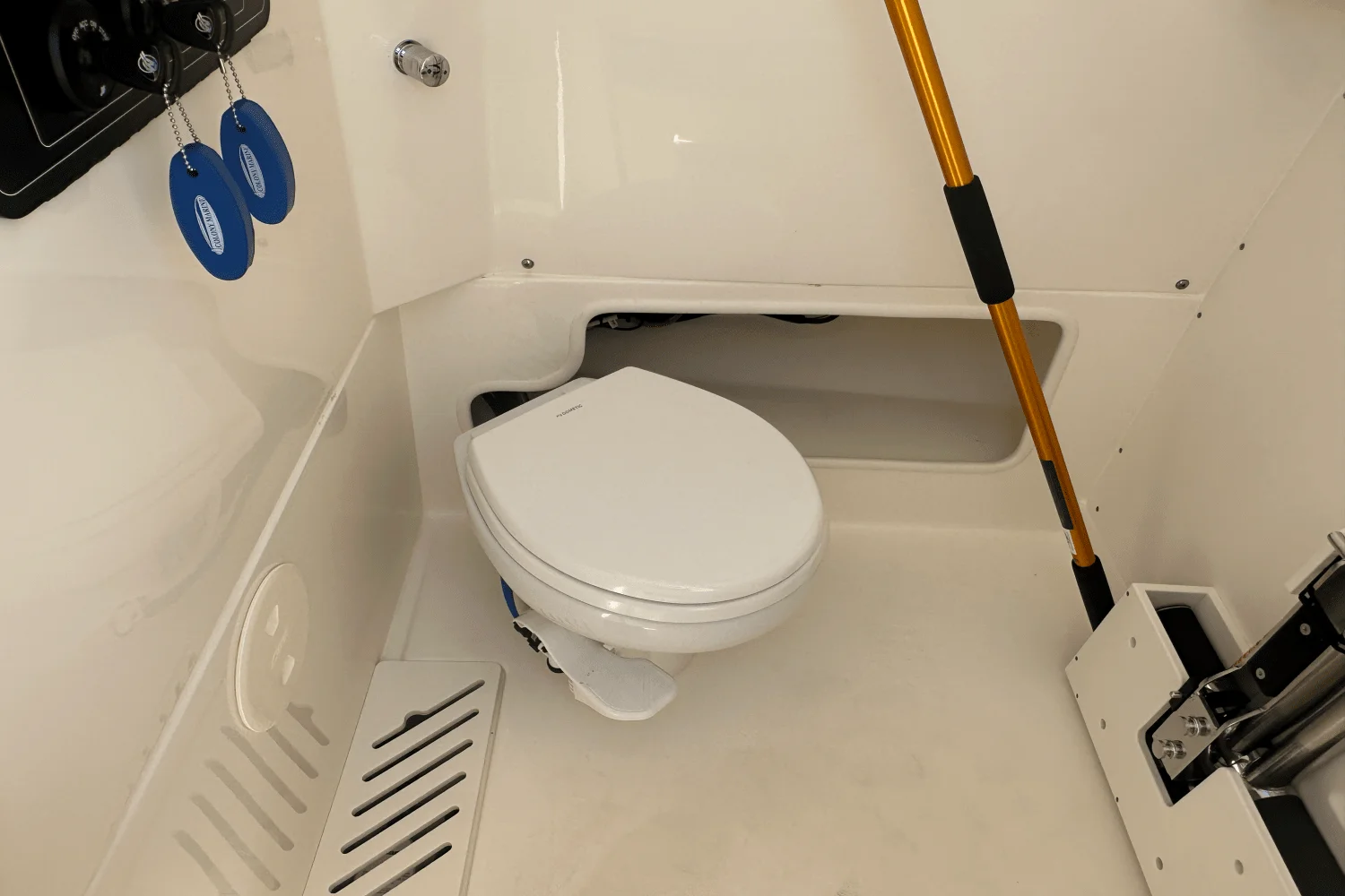 2024 Boston Whaler 280 OUTRAGE Image Thumbnail #15