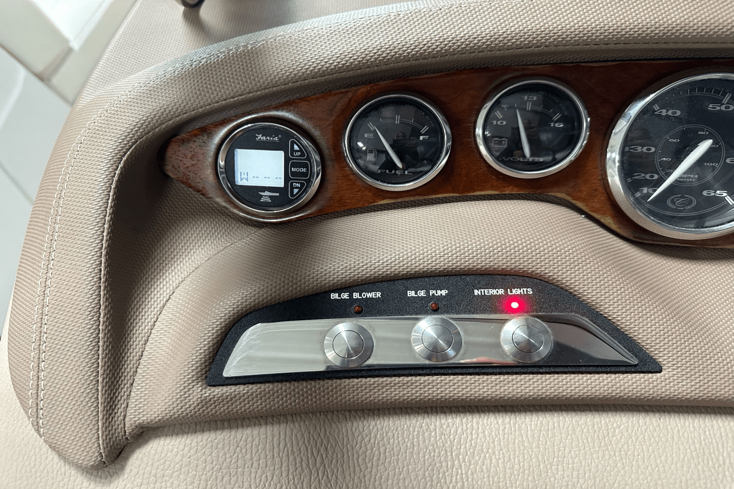 2008 Cobalt 202 Image Thumbnail #48