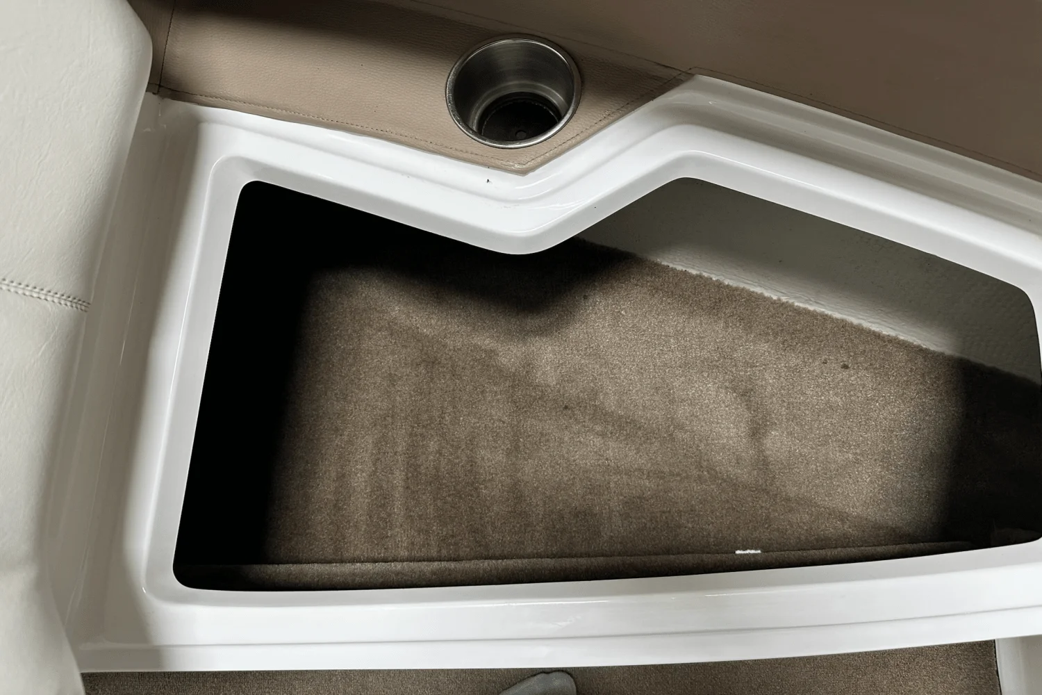 2008 Cobalt 202 Image Thumbnail #57