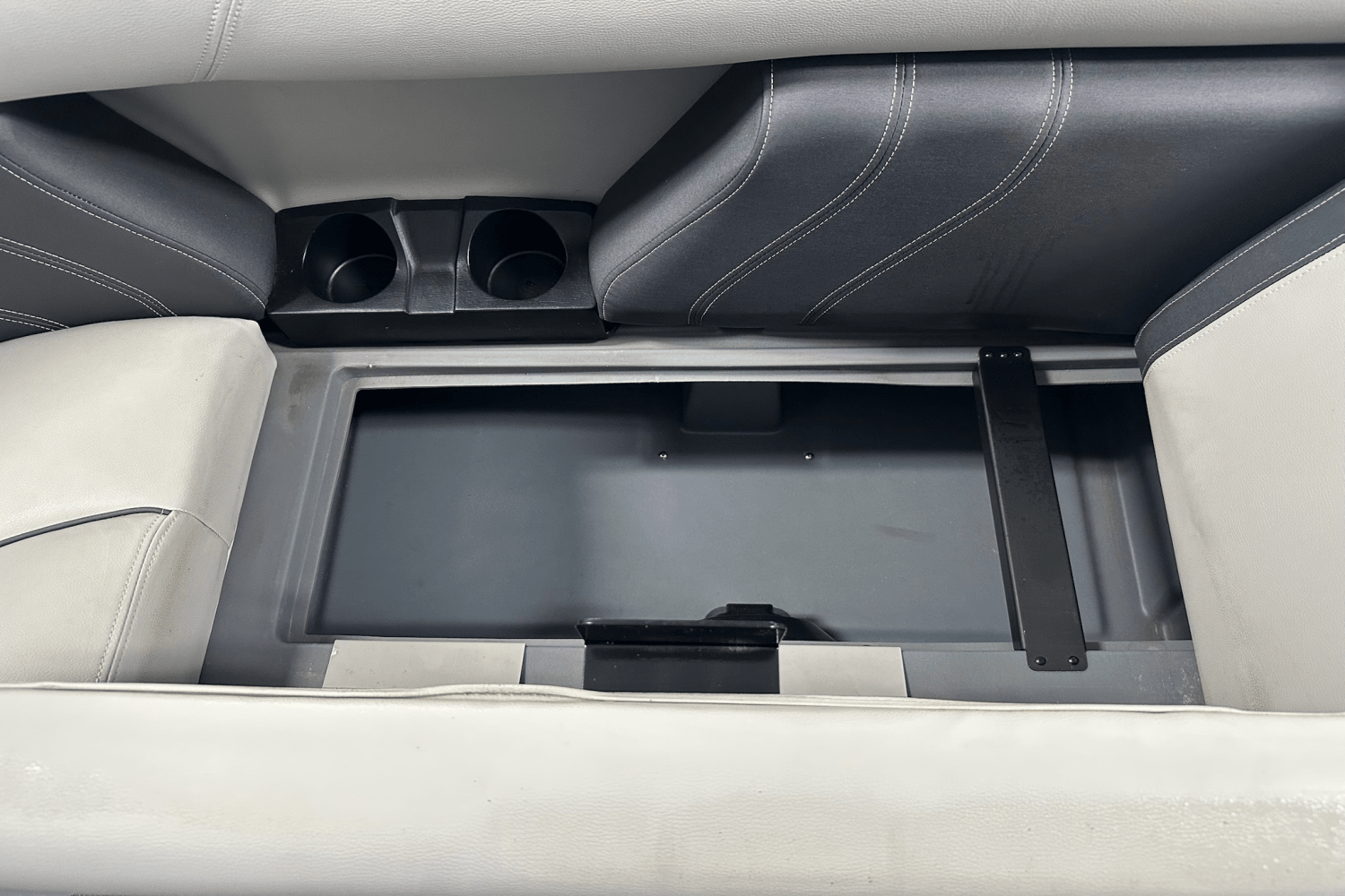 2022 Sylvan 822 LZ SE Image Thumbnail #46