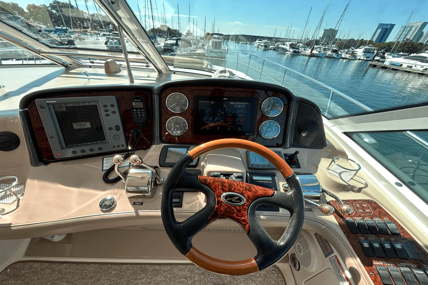 2003 Sea Ray 50 SUNDANCER Image Thumbnail #9