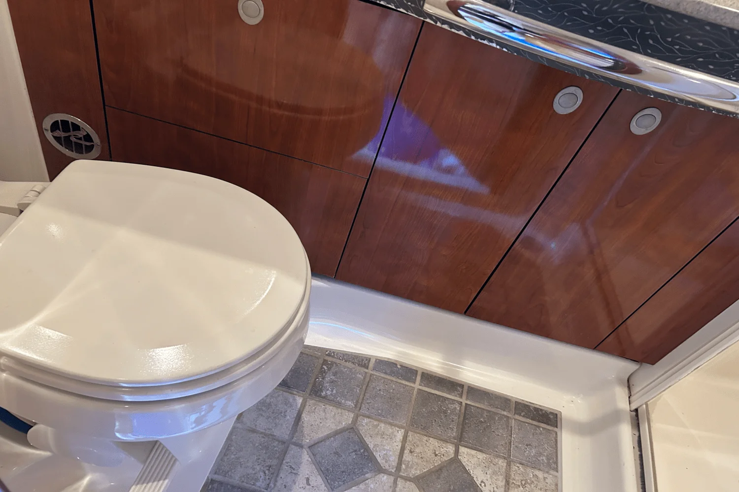 2003 Sea Ray 50 SUNDANCER Image Thumbnail #26