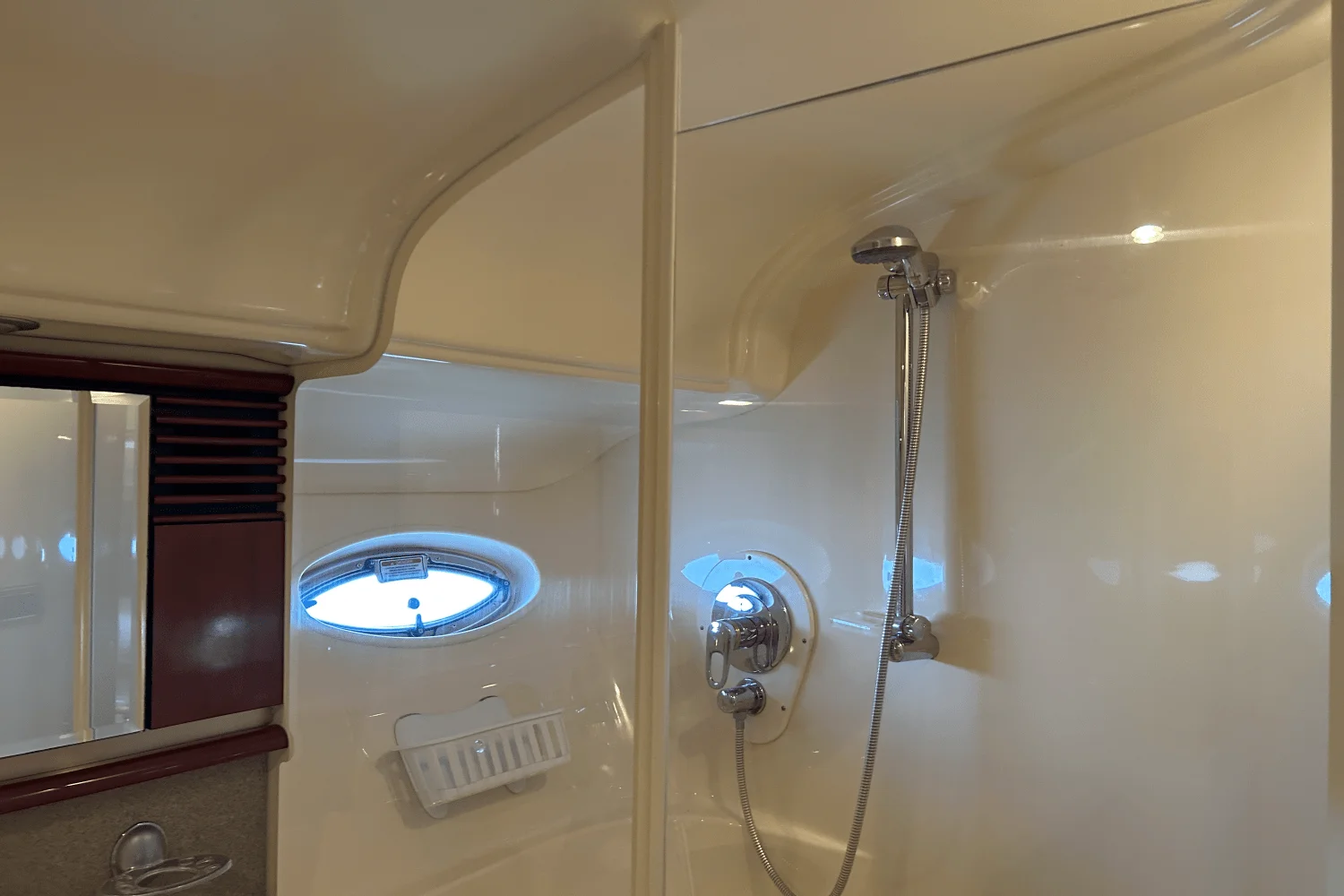 2003 Sea Ray 50 SUNDANCER Image Thumbnail #25