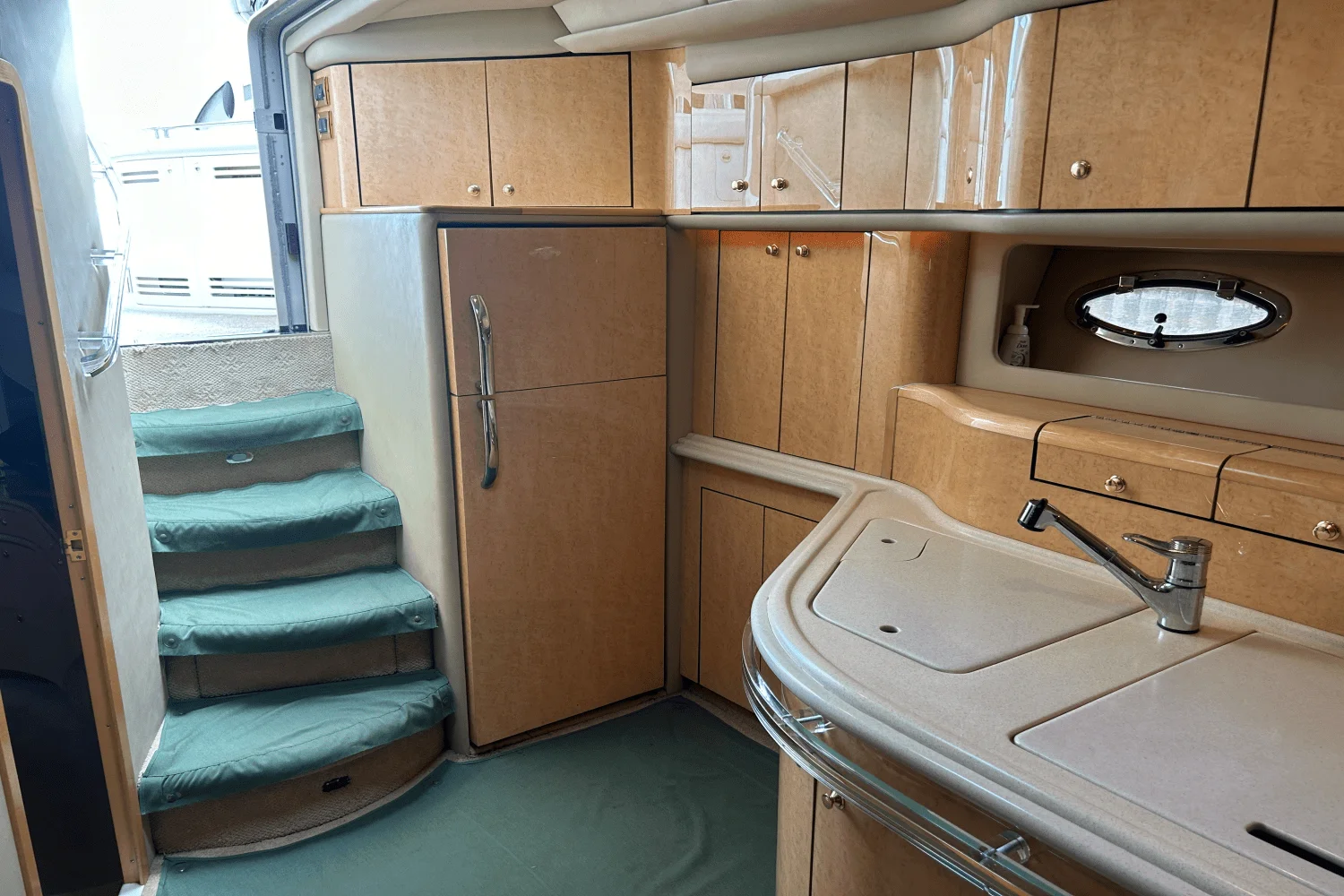 1998 Sea Ray 540 SUNDANCER Image Thumbnail #42