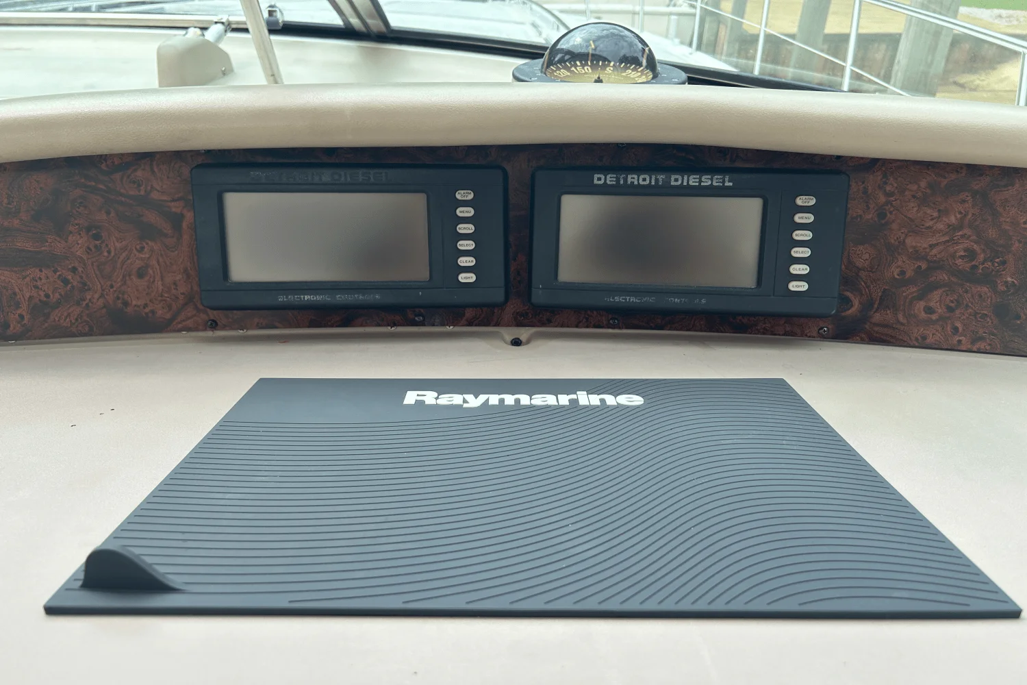 1998 Sea Ray 540 SUNDANCER Image Thumbnail #31