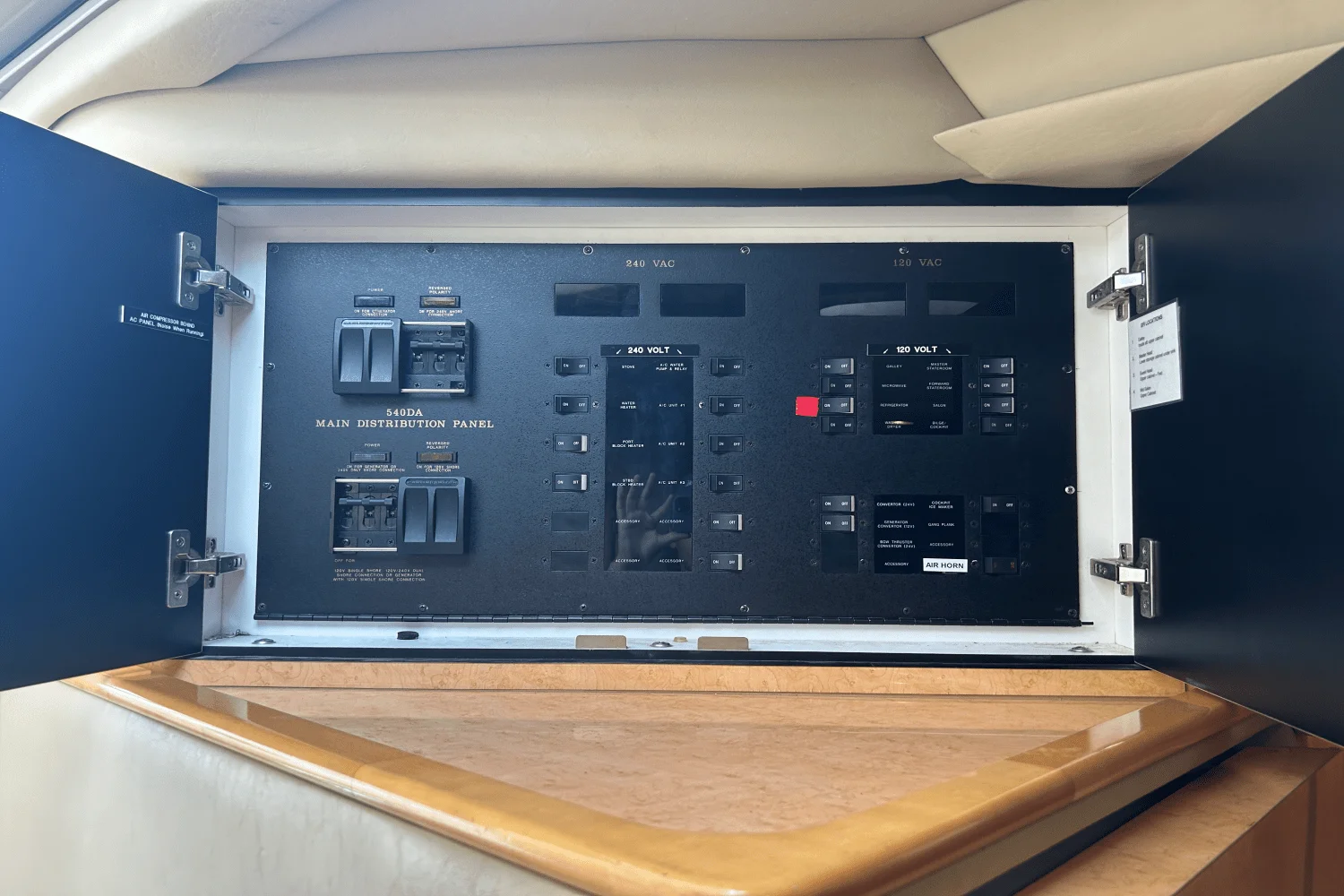 1998 Sea Ray 540 SUNDANCER Image Thumbnail #49