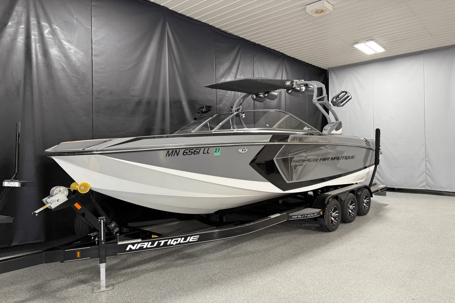 2016 Nautique G25 Image Thumbnail #3