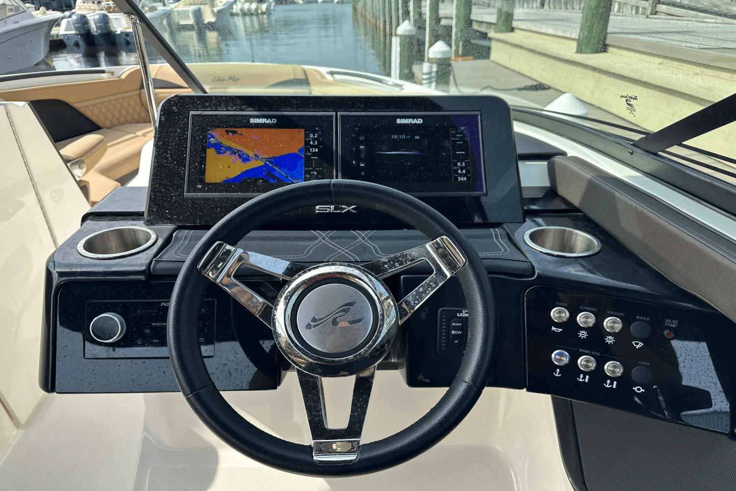 2024 Sea Ray SLX 260 Outboard Image Thumbnail #32