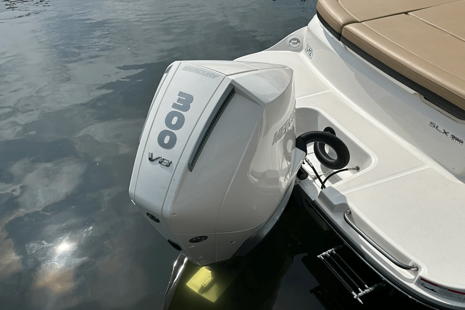 2024 Sea Ray SLX 260 Outboard Image Thumbnail #8