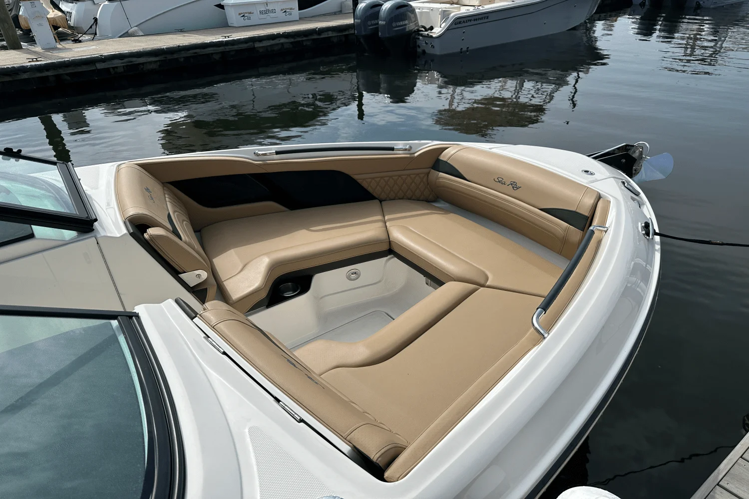 2024 Sea Ray SLX 260 Outboard Image Thumbnail #10