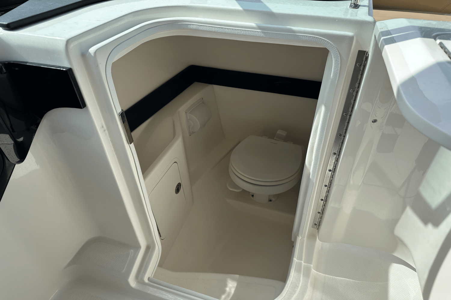 2024 Sea Ray 260 SXO Image Thumbnail #41