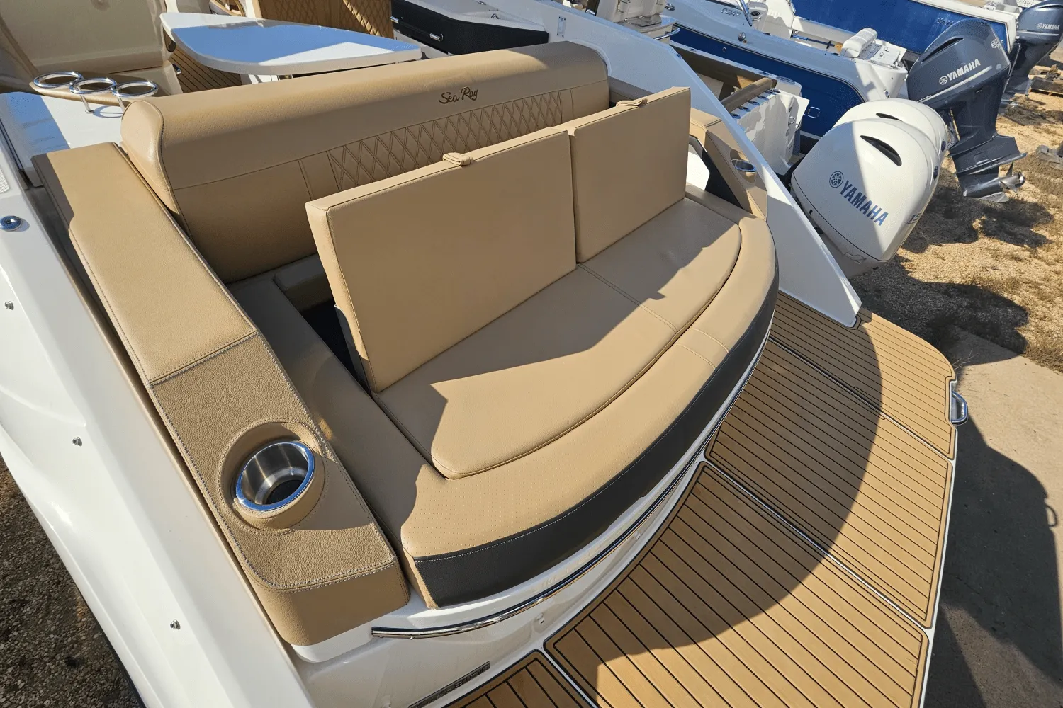 2019 Sea Ray 310 SLX Image Thumbnail #11