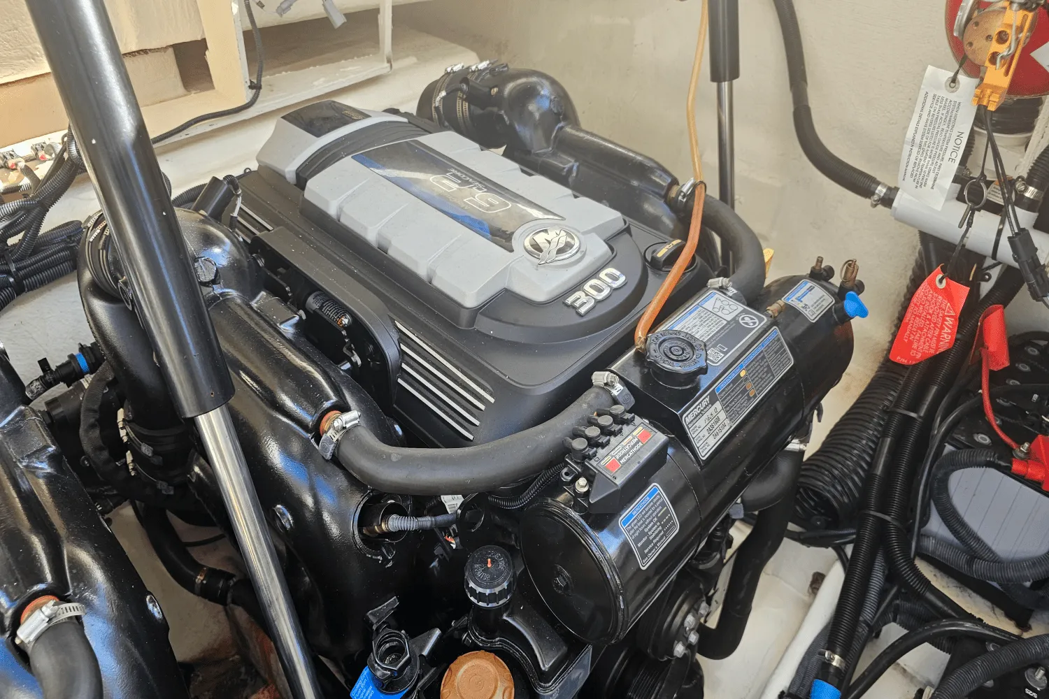 2019 Sea Ray 310 SLX Image Thumbnail #8