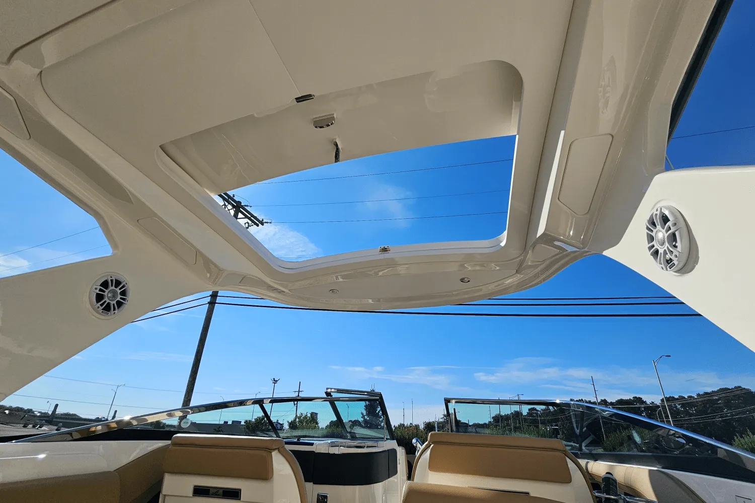 2019 Sea Ray 310 SLX Image Thumbnail #18