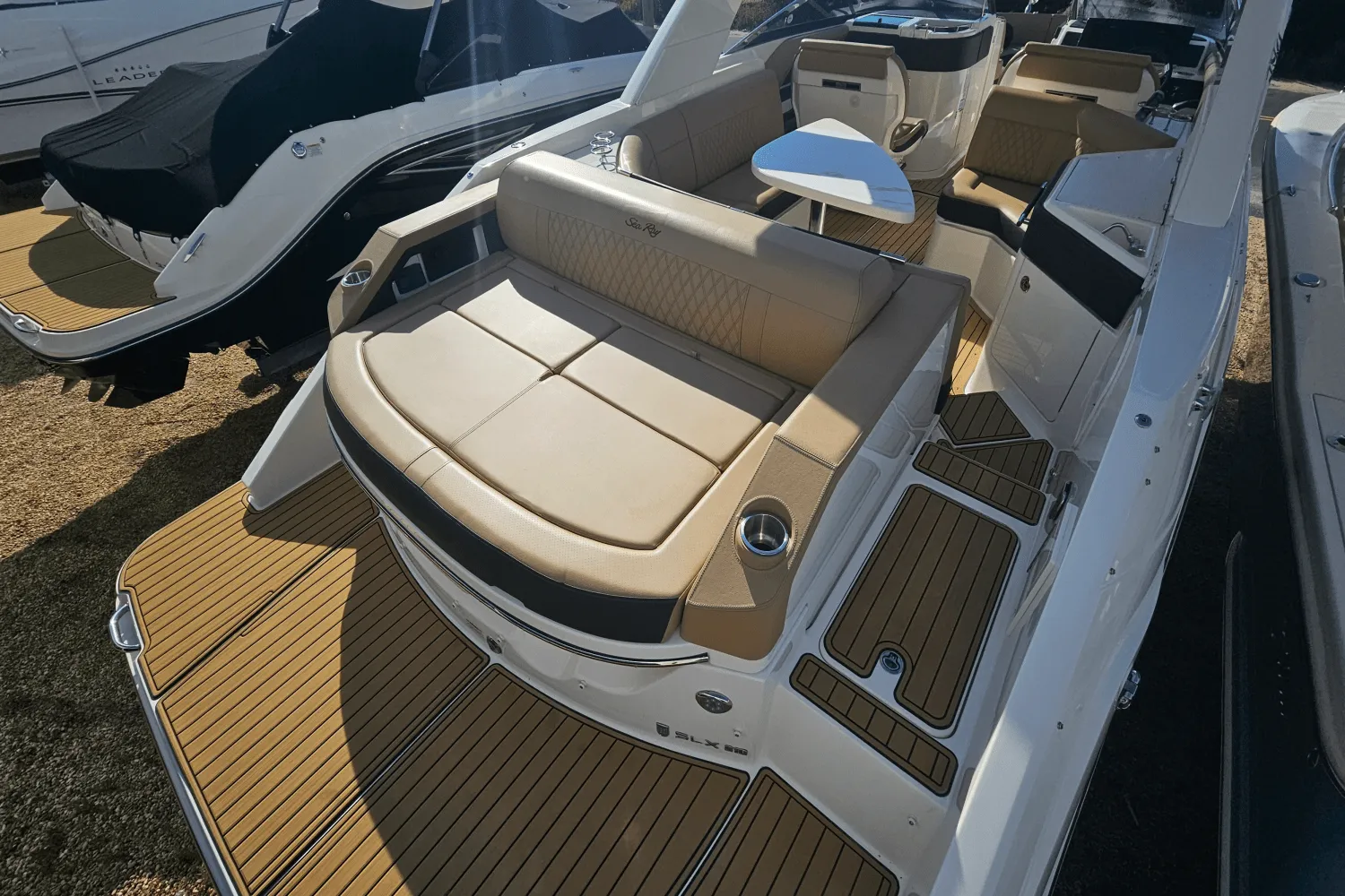 2019 Sea Ray 310 SLX Image Thumbnail #5