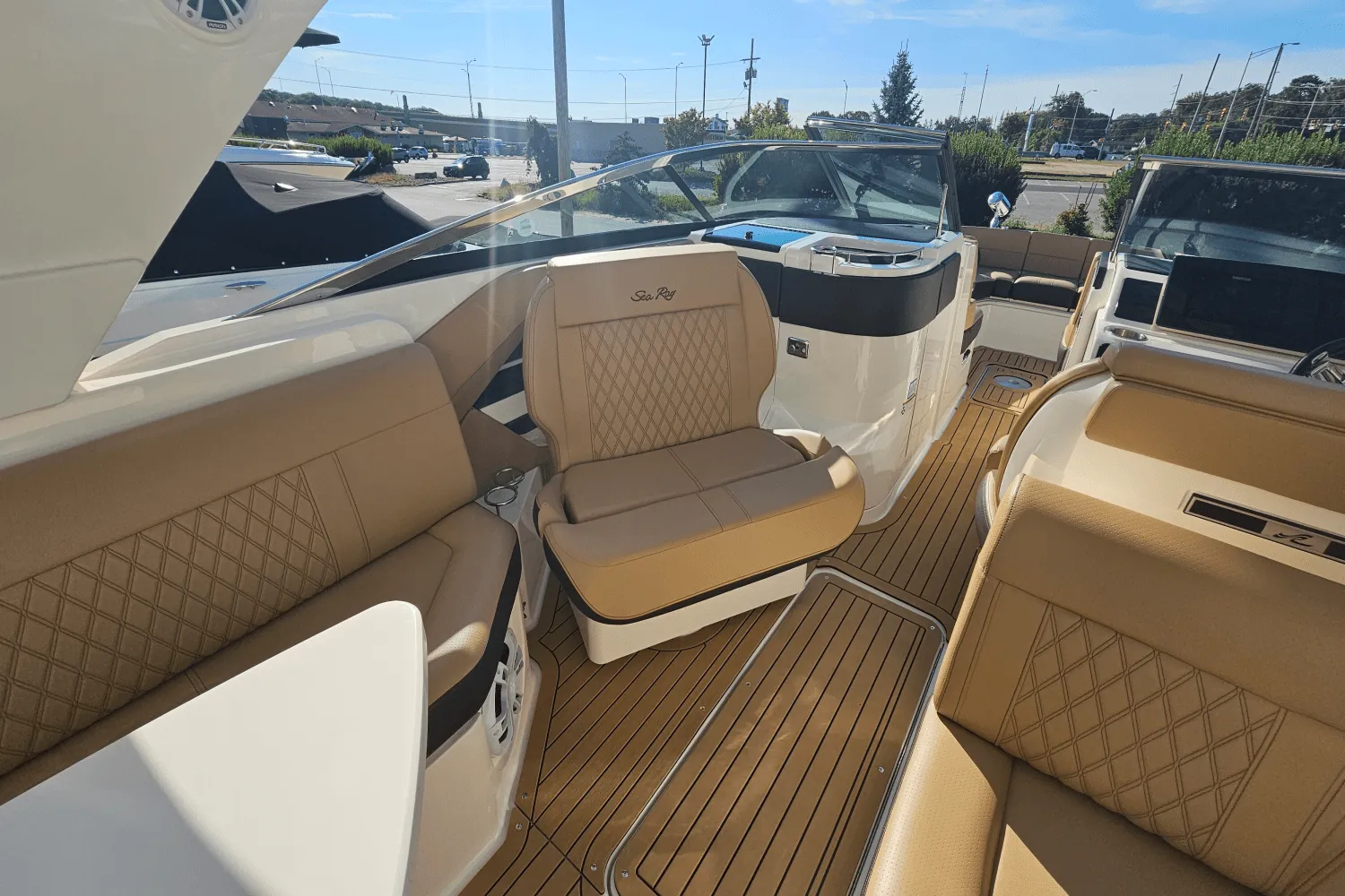 2019 Sea Ray 310 SLX Image Thumbnail #21