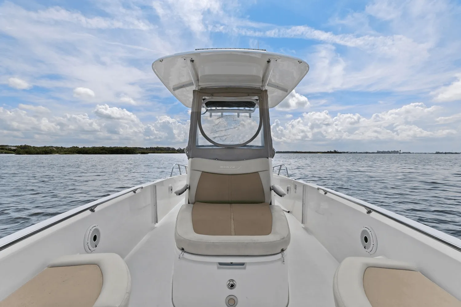 2018 Boston Whaler 270 DAUNTLESS Image Thumbnail #36