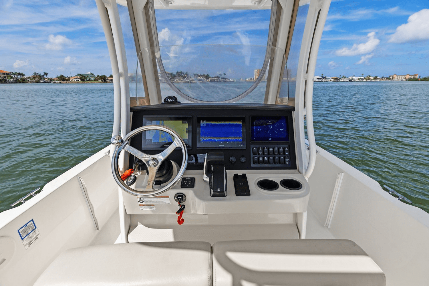 2018 Boston Whaler 270 DAUNTLESS Image Thumbnail #48