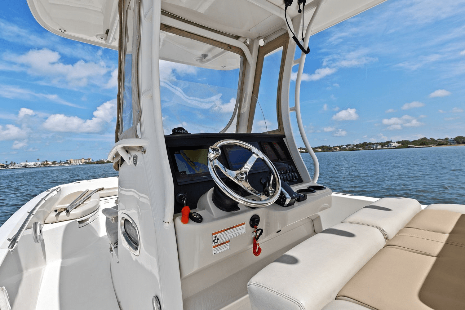 2018 Boston Whaler 270 DAUNTLESS Image Thumbnail #43