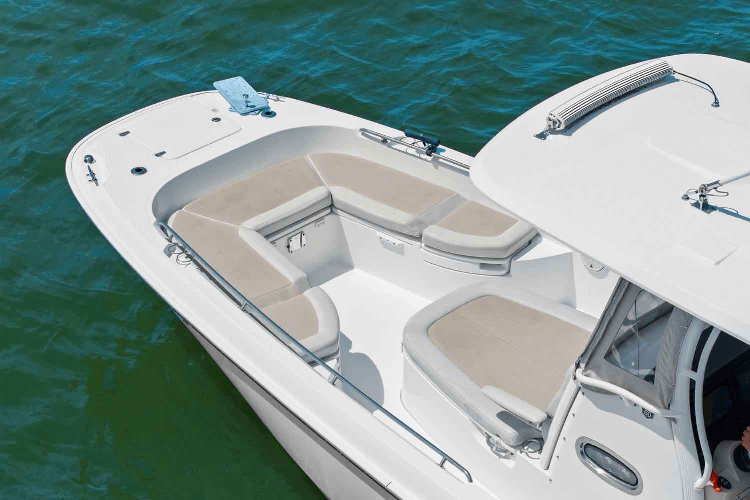 2018 Boston Whaler 270 DAUNTLESS Image Thumbnail #17