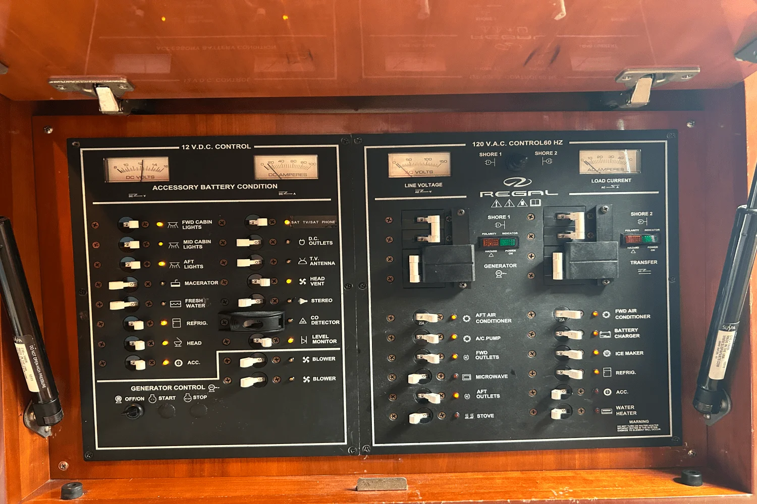 2005 Regal COMMODORE 4260 Image Thumbnail #16