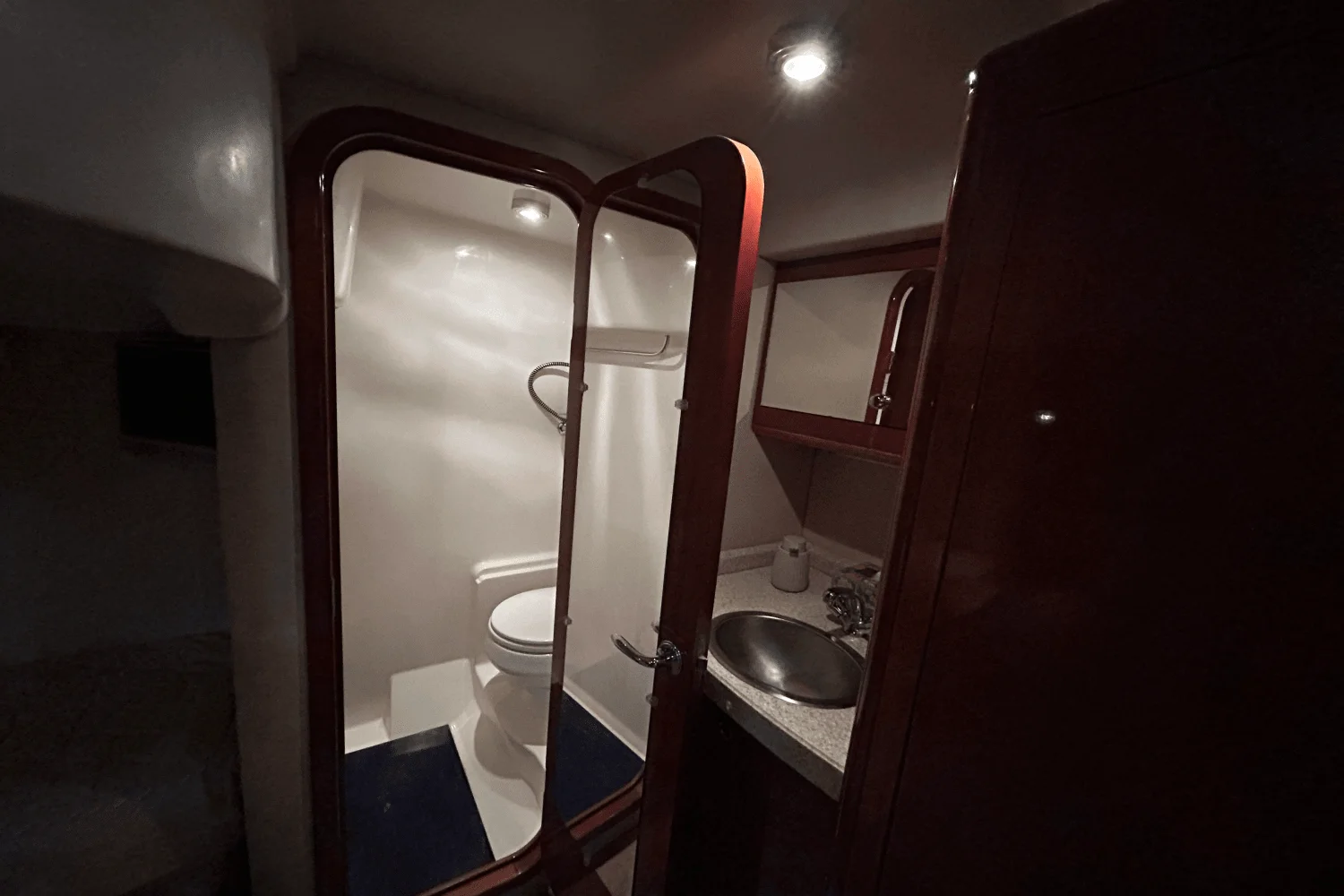 2005 Regal COMMODORE 4260 Image Thumbnail #31