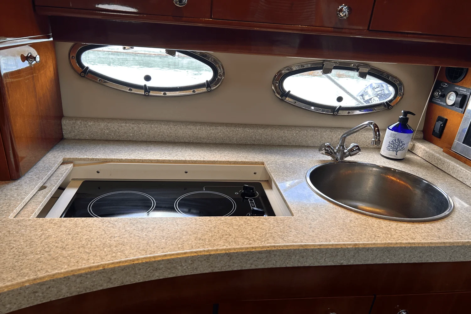 2005 Regal COMMODORE 4260 Image Thumbnail #19