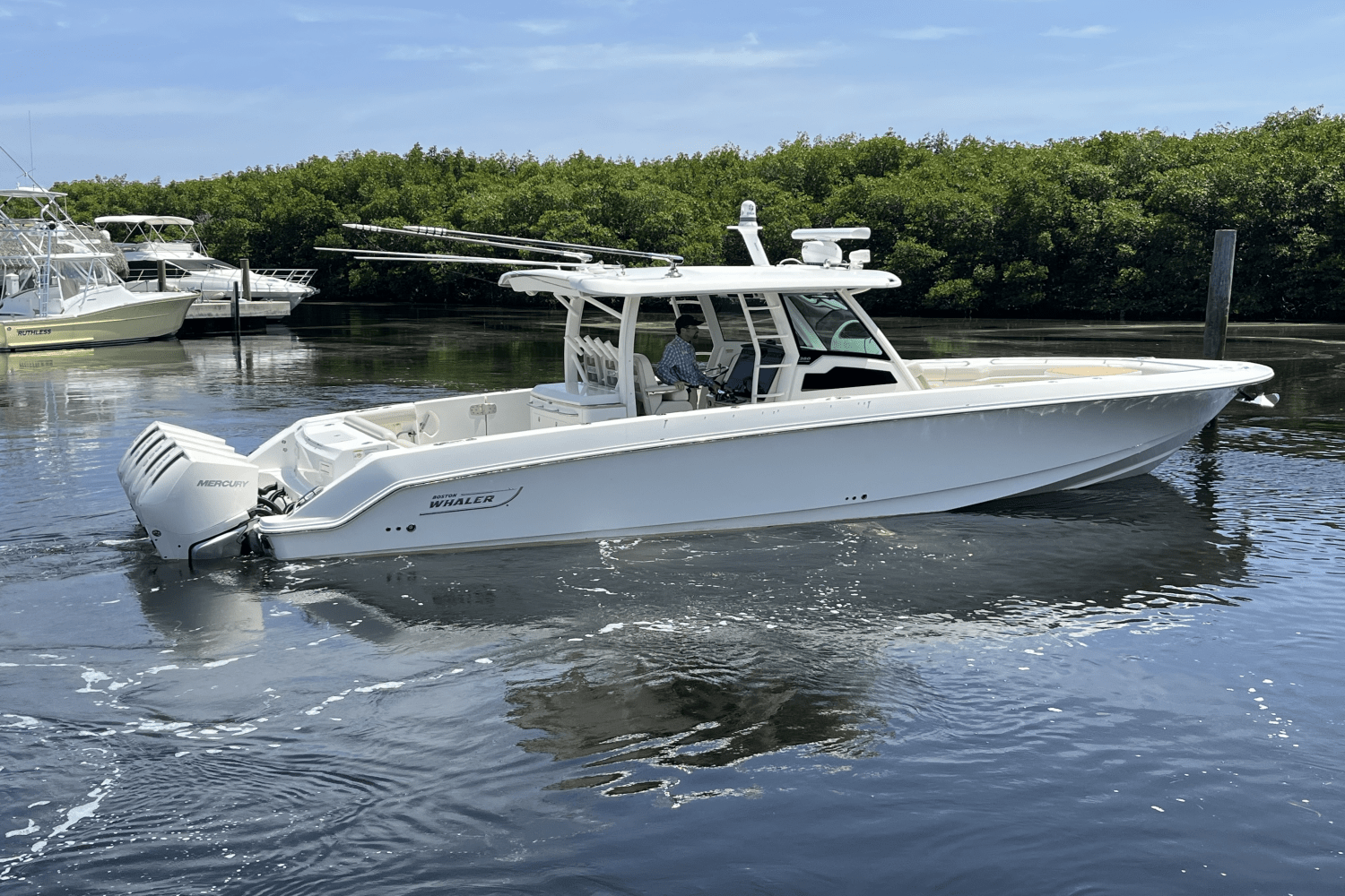 2021 Boston Whaler 380 OUTRAGE Image Thumbnail #2