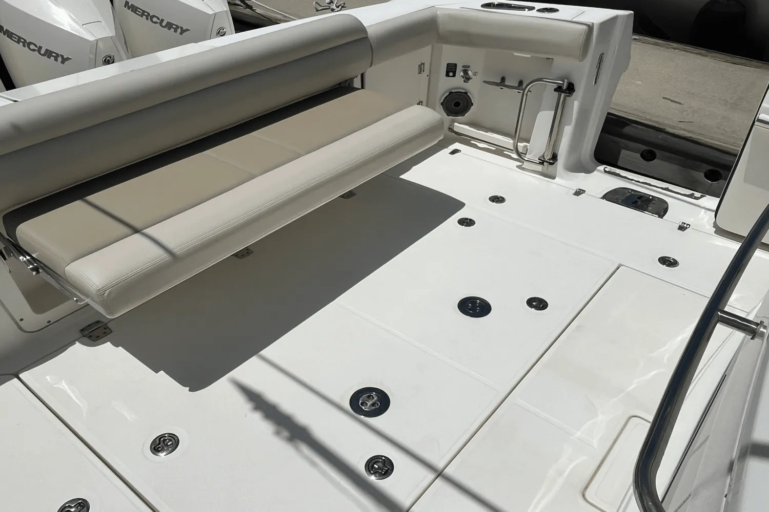 2021 Boston Whaler 380 OUTRAGE Image Thumbnail #7