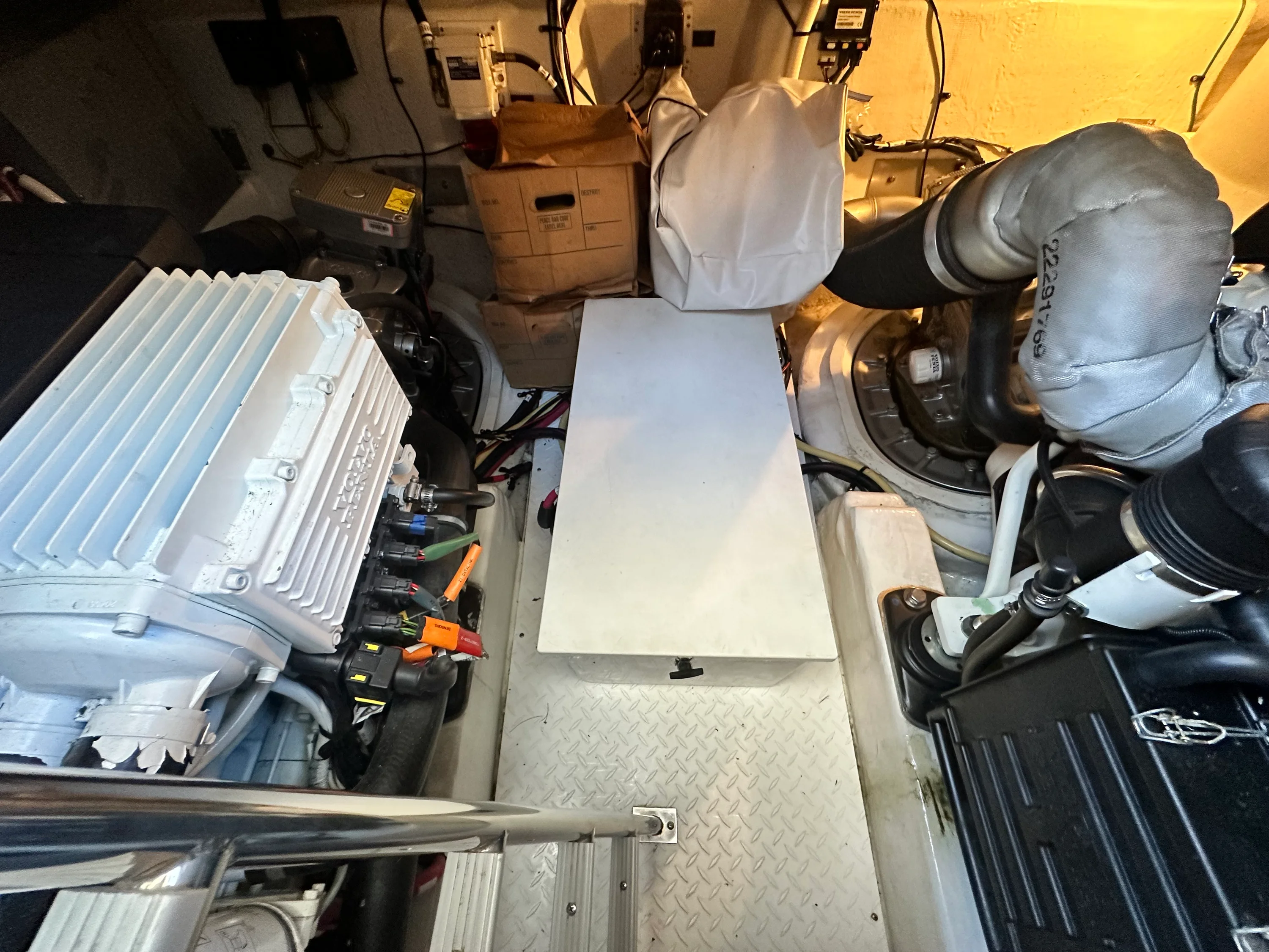 2015 Cruisers Yachts 41 CANTIUS Image Thumbnail #35