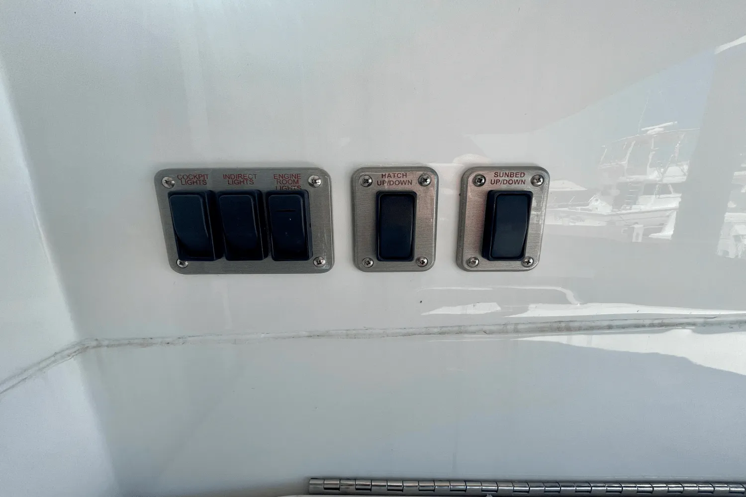 2015 Cruisers Yachts 41 CANTIUS Image Thumbnail #9