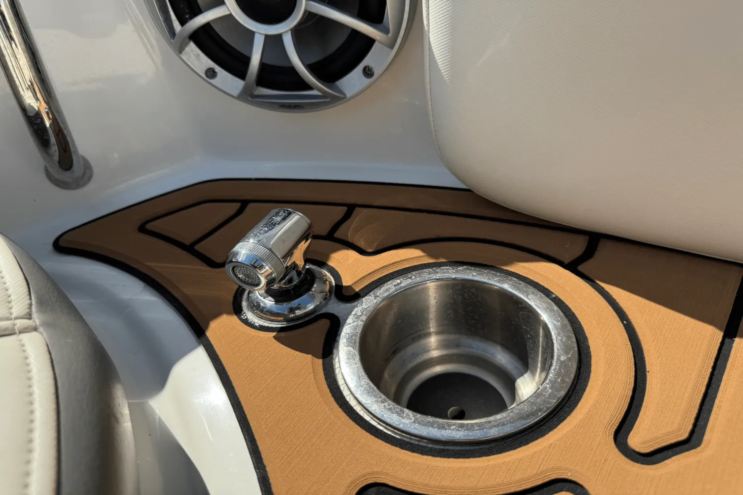 2011 Sea Ray 300 SUNDECK Image Thumbnail #48