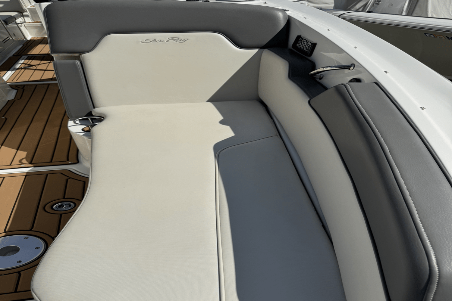 2011 Sea Ray 30 SDX Image Thumbnail #35