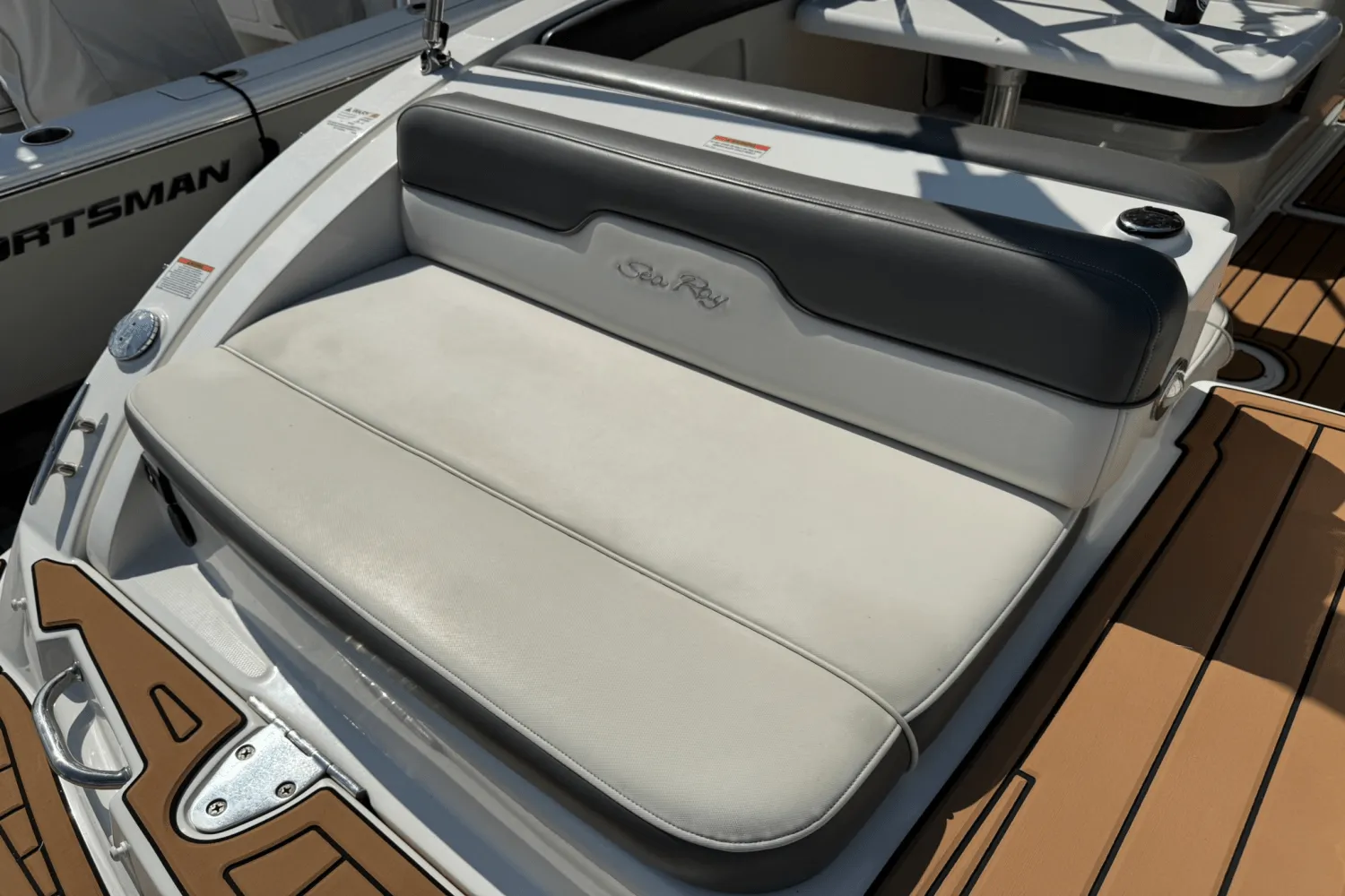 2011 Sea Ray 300 SUNDECK Image Thumbnail #25