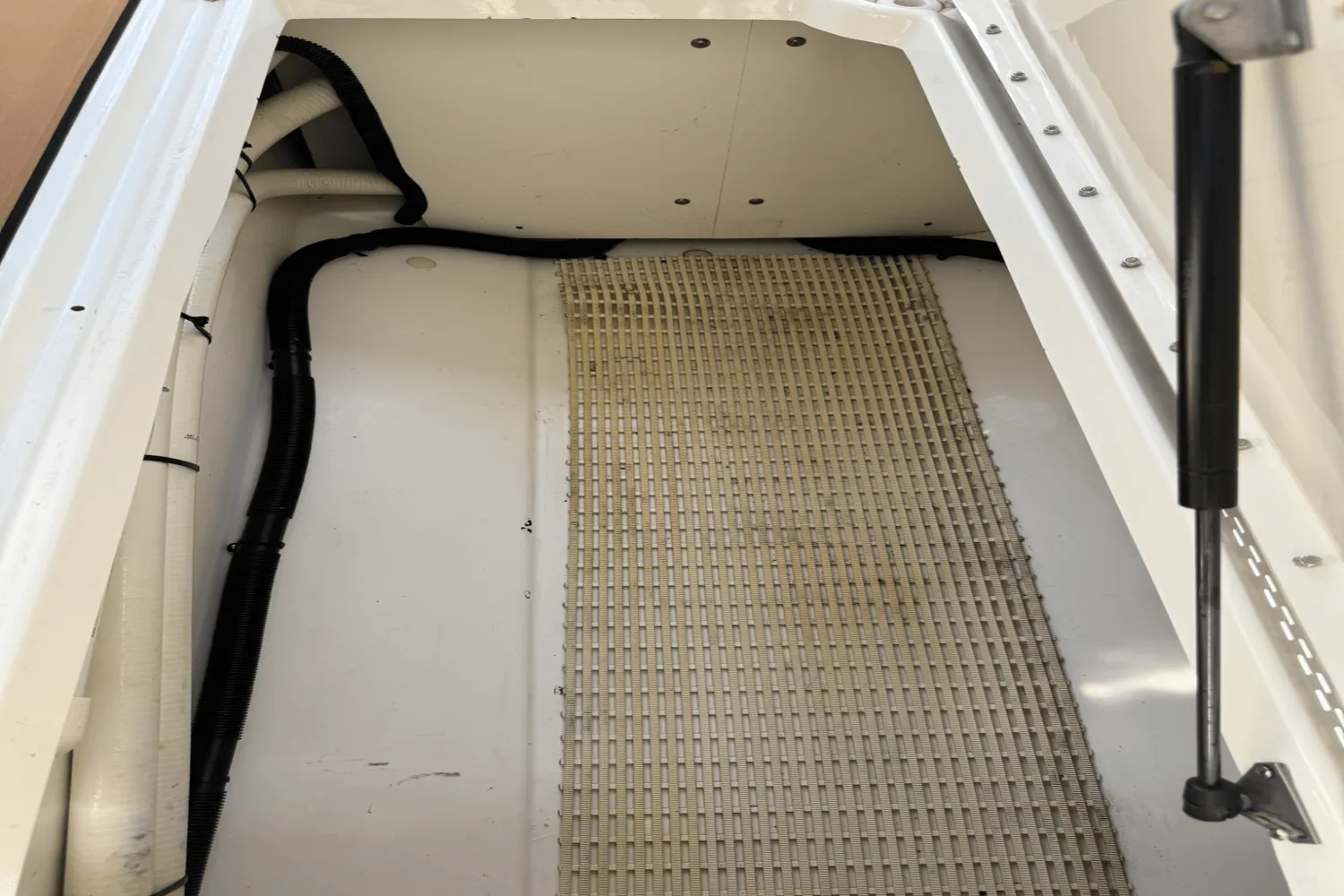 2011 Sea Ray 300 SUNDECK Image Thumbnail #55