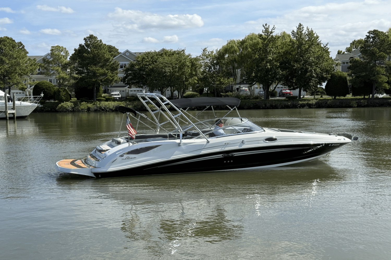 2011 Sea Ray 300 SUNDECK Image Thumbnail #14
