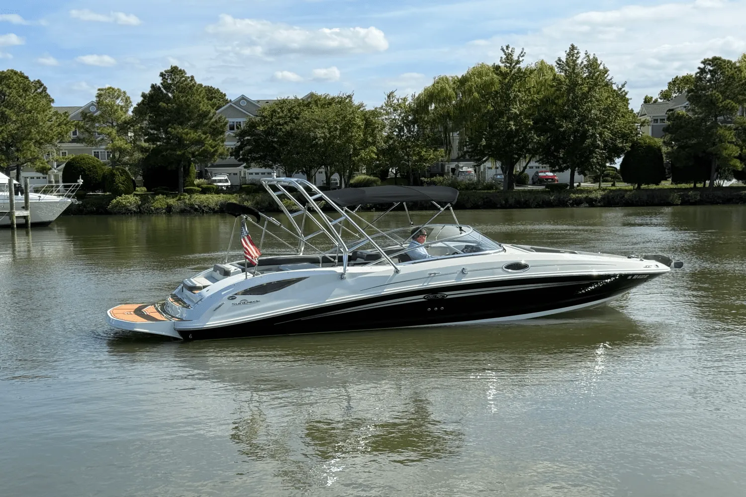 2011 Sea Ray 300 SUNDECK Image Thumbnail #14