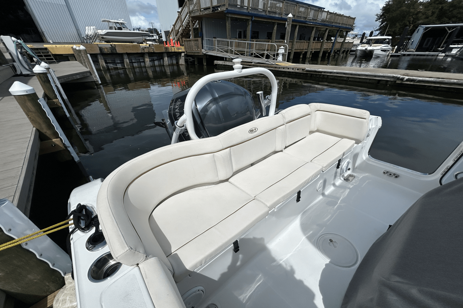 2020 Sea Hunt 255 ULTRA Image Thumbnail #4