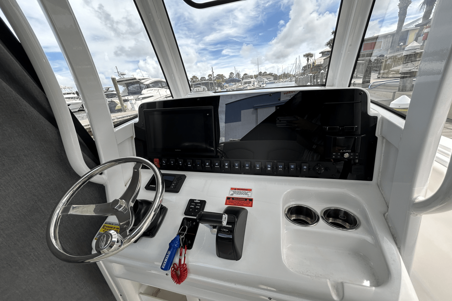 2020 Sea Hunt 255 ULTRA Image Thumbnail #9