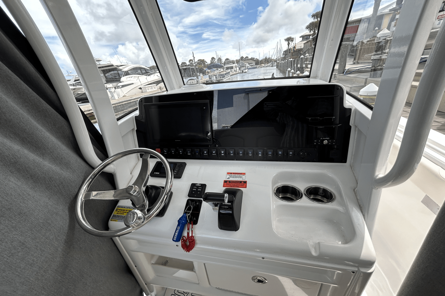 2020 Sea Hunt 255 ULTRA Image Thumbnail #7