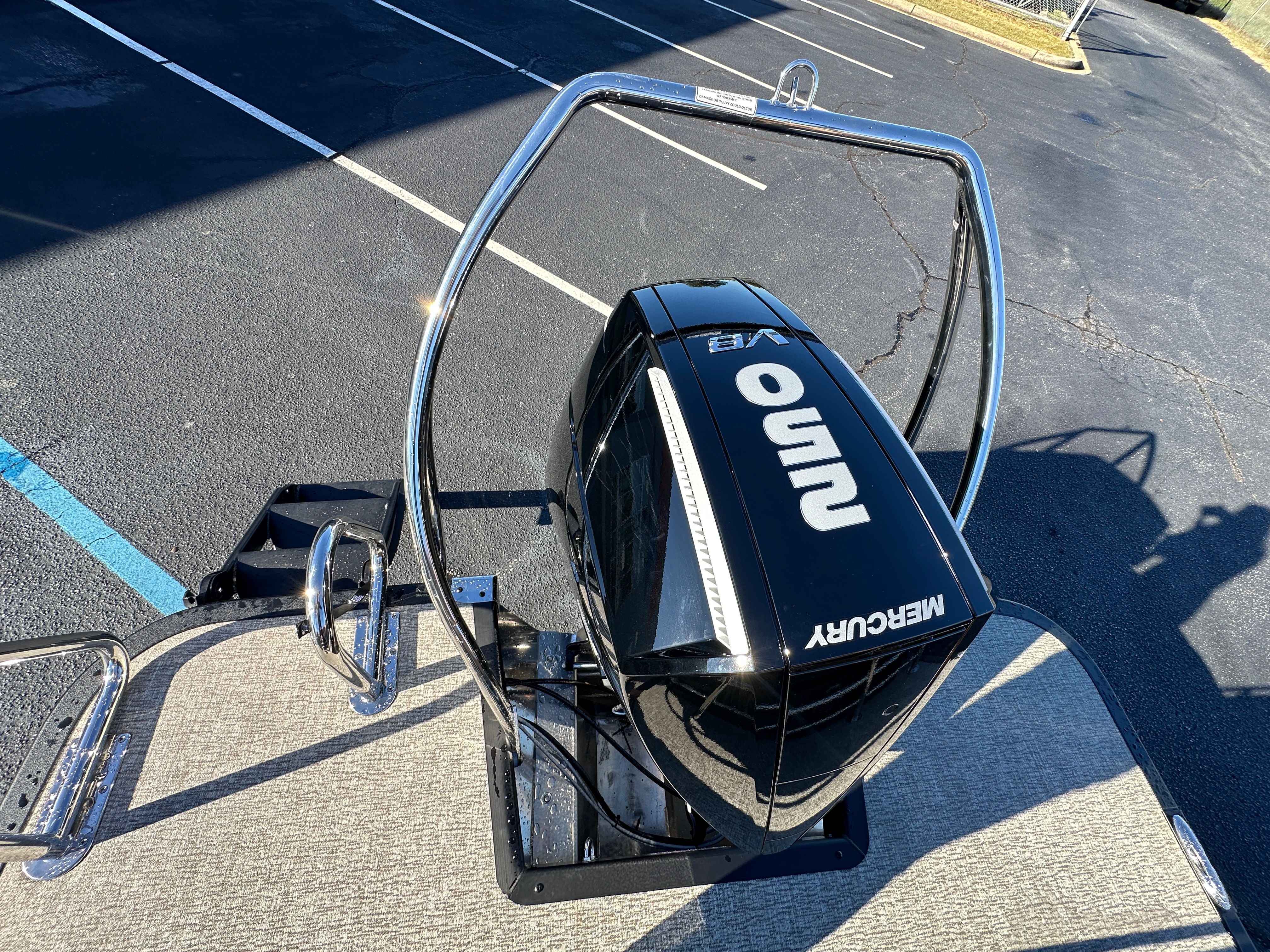 2026 Bennington 24M Image Thumbnail #11