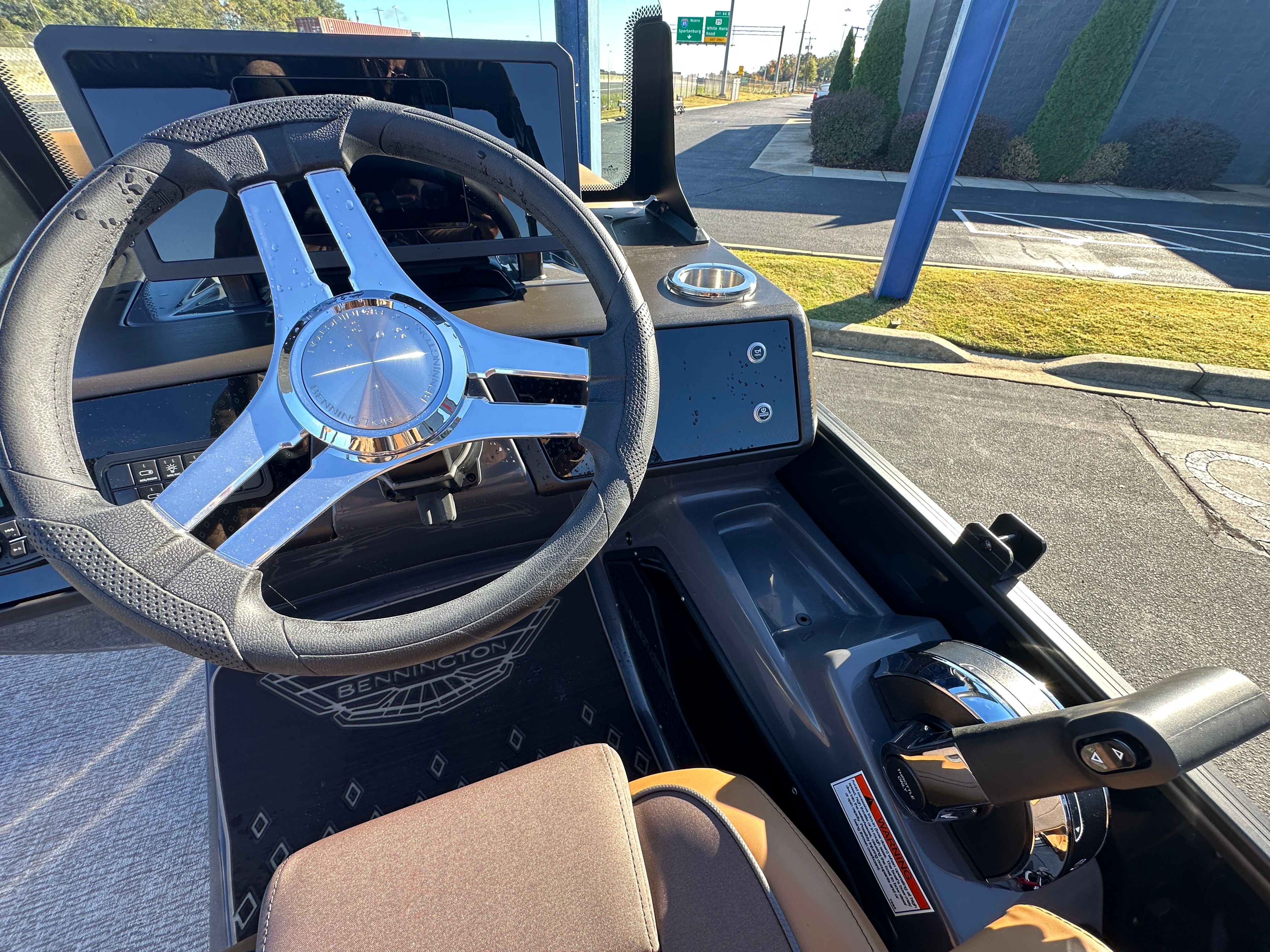 2026 Bennington 24M Image Thumbnail #15