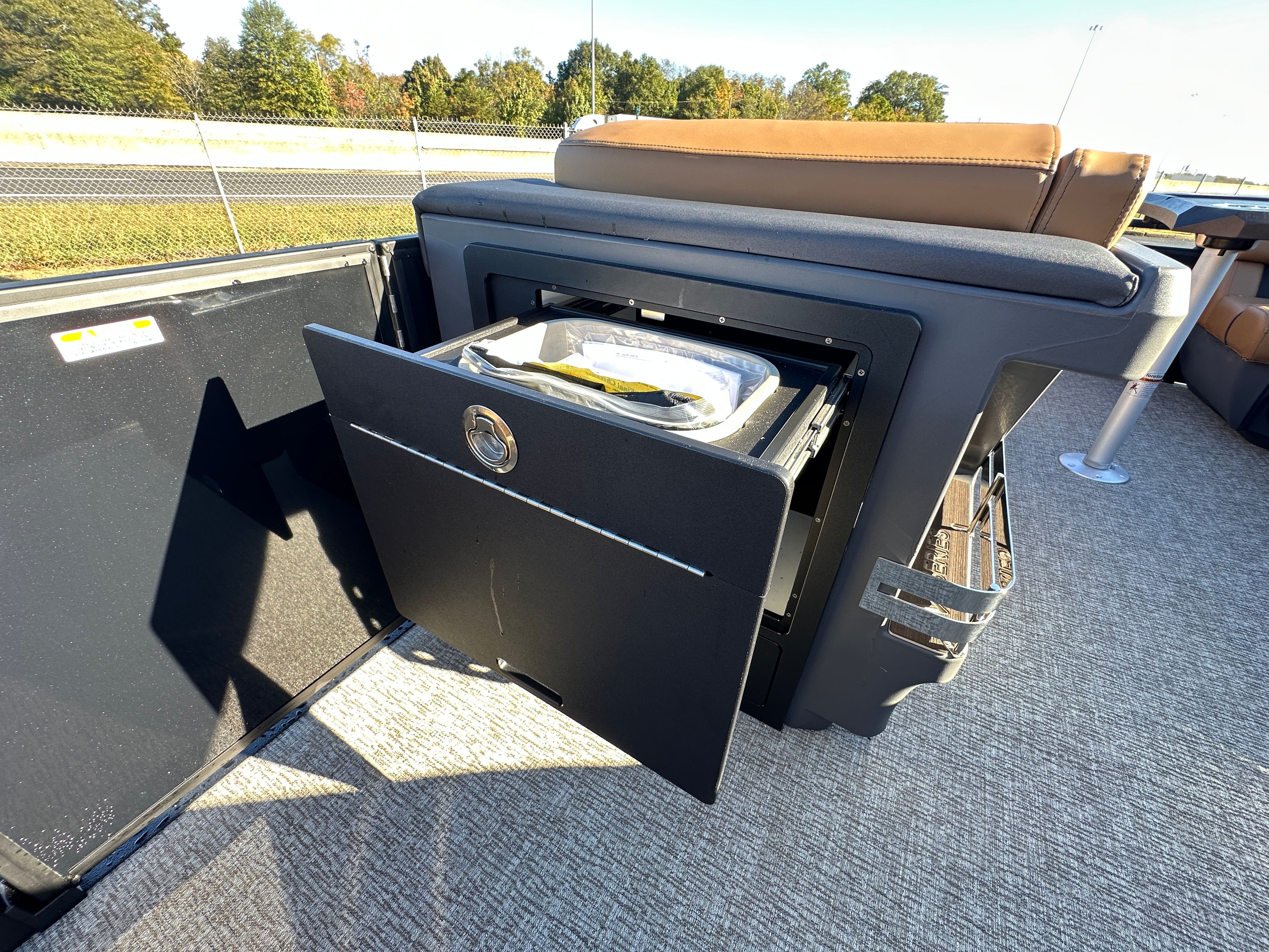 2026 Bennington 24M Image Thumbnail #21