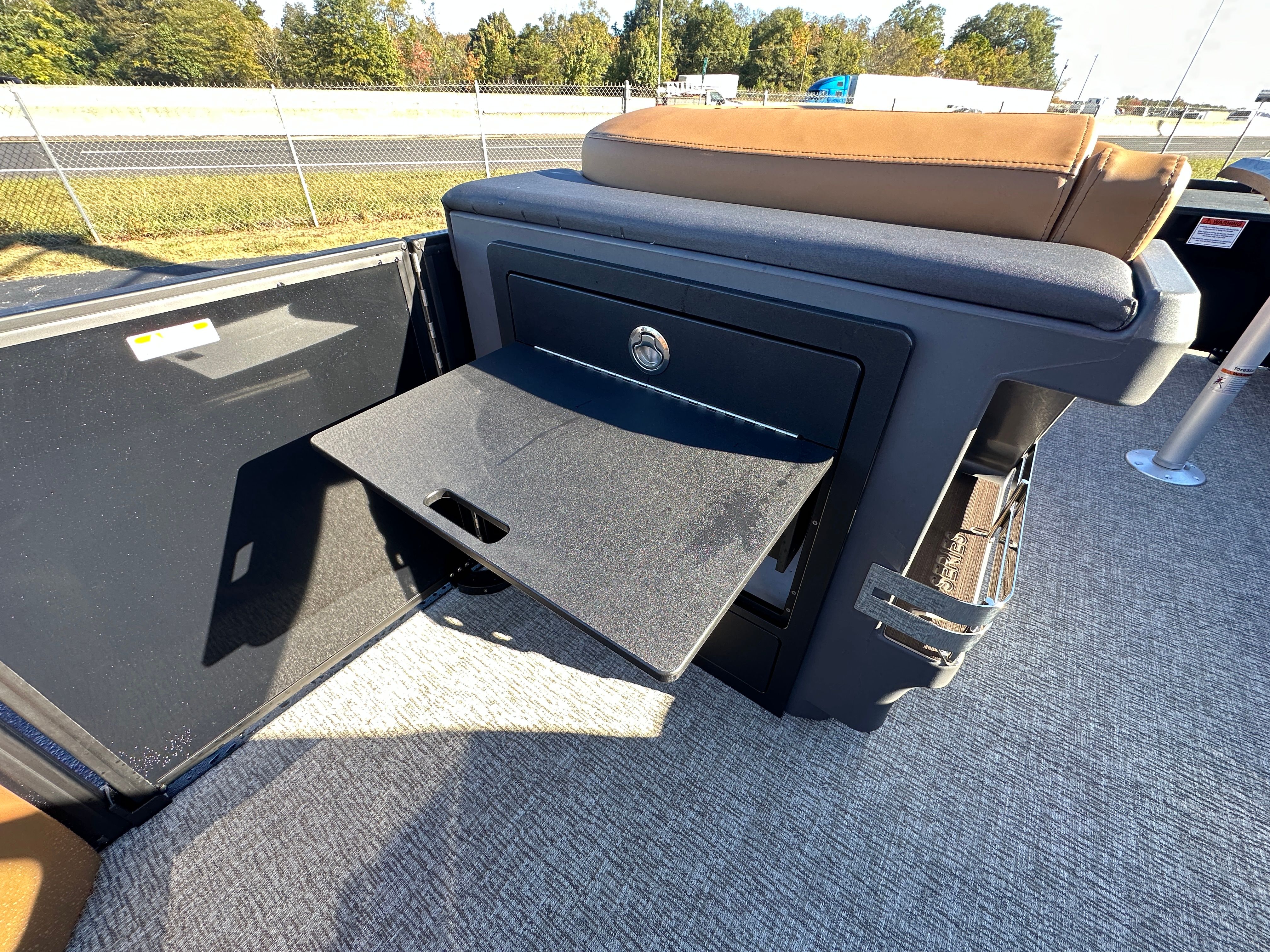 2026 Bennington 24M Image Thumbnail #20